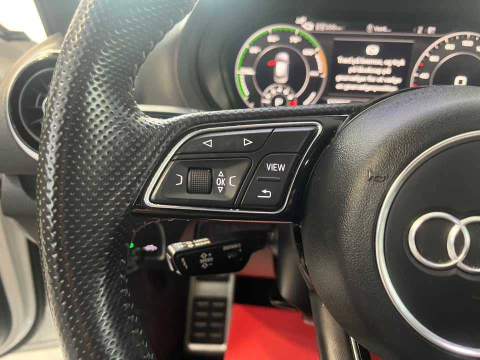 Audi A3 1,4 e-tron S-line Sportback S-tr. 5d