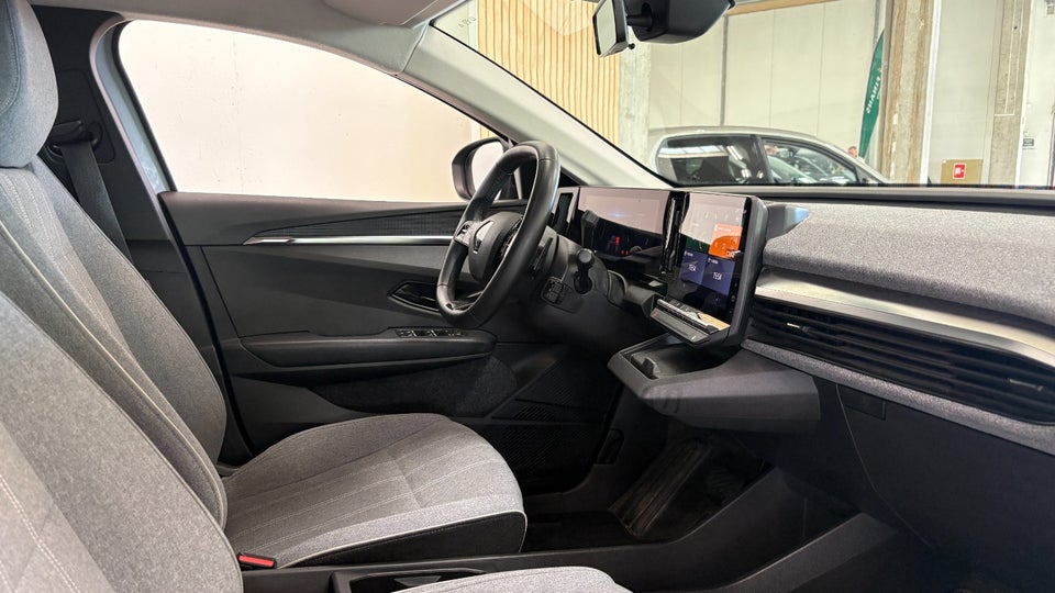 Renault Megane E-Tech 60 Equilibre 5d