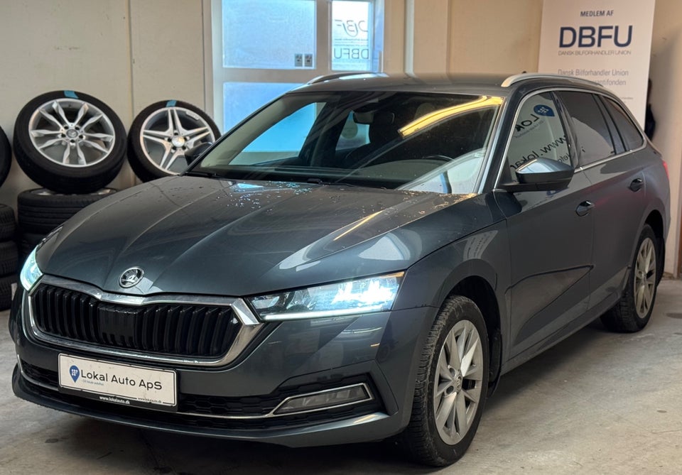 Skoda Octavia 2,0 TDi 150 Style Combi DSG 5d