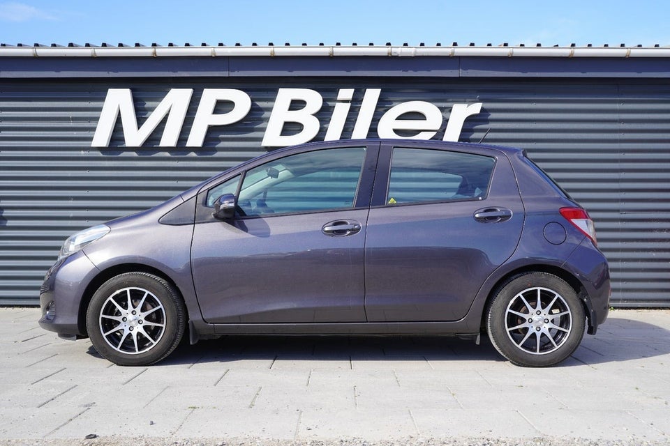 Toyota Yaris 1,0 VVT-i T2 Touch 5d