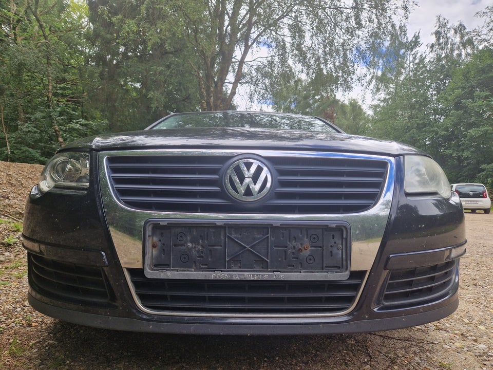 VW Passat 2,0 TDi 140 Comfortline DSG 4d