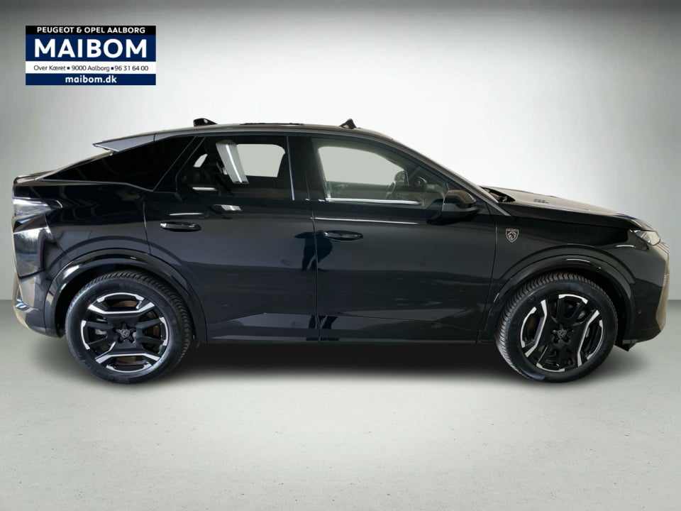 Peugeot e-3008 77 GT Pack 5d