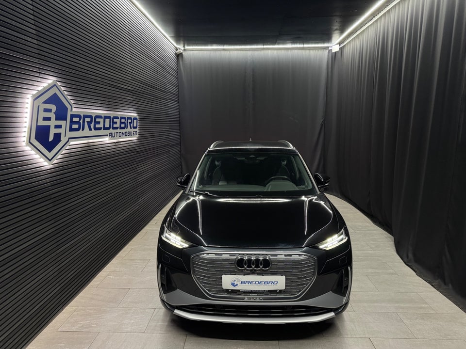 Audi Q4 e-tron 45 S-line 5d