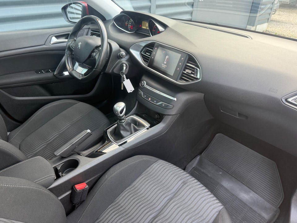 Peugeot 308 1,6 BlueHDi 120 Active SW 5d