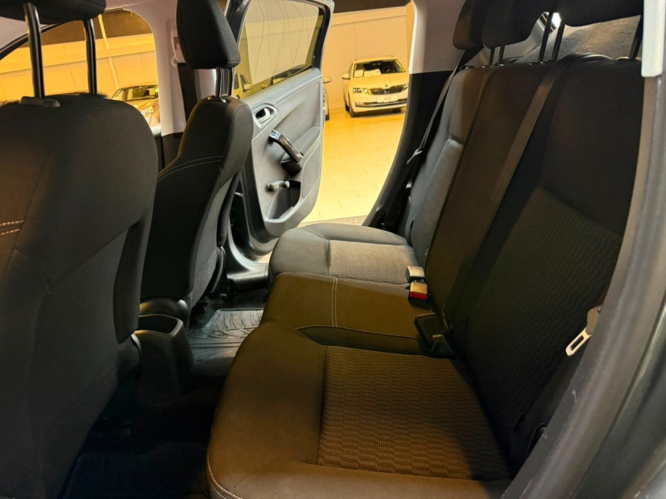 Peugeot 208 1,6 BlueHDi 100 Active 5d