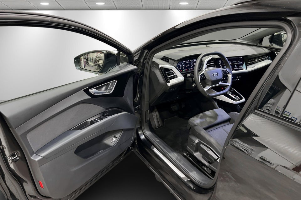 Audi Q4 e-tron 45 S-line Edition 5d