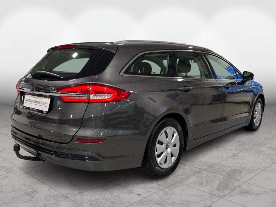 Ford Mondeo 2,0 HEV Titanium stc. CVT 5d