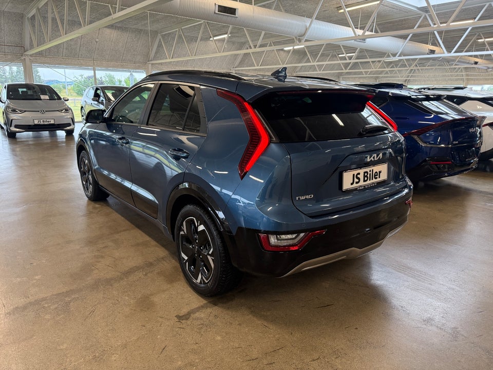 Kia Niro 64 EV Upgrade 5d