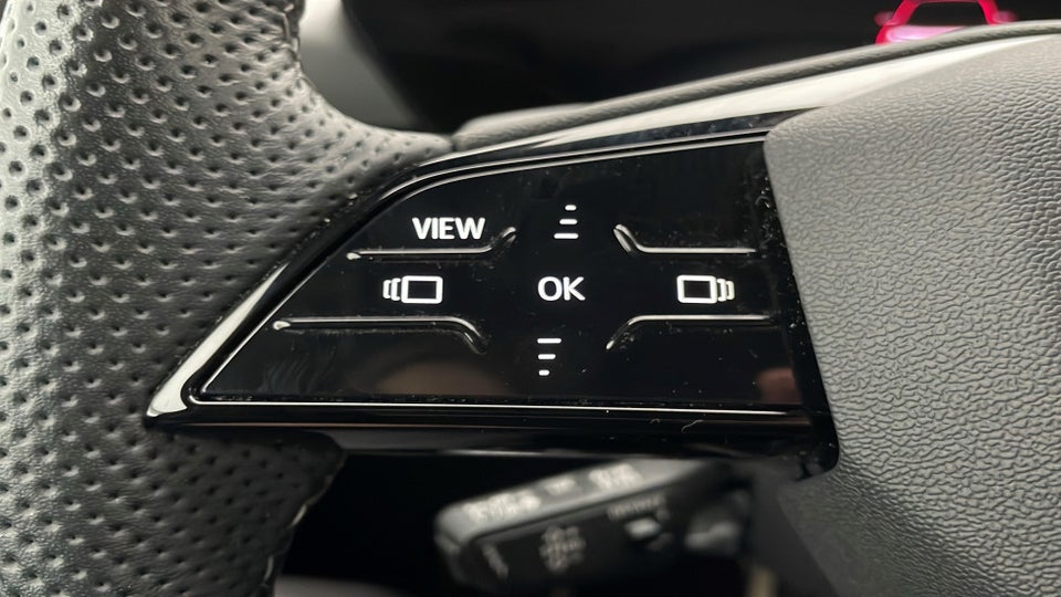 Audi Q6 e-tron S-line quattro 5d