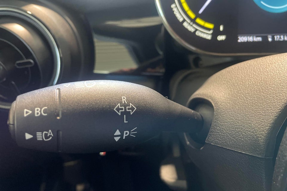 MINI Cooper SE Classic Trim 3d