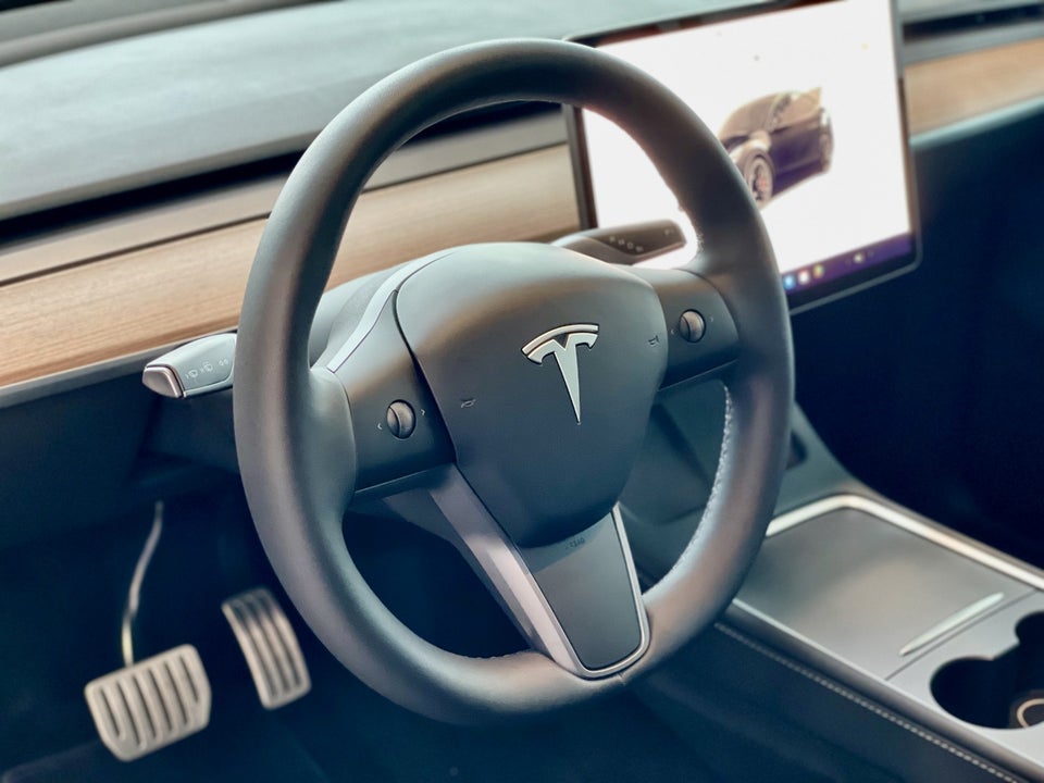 Tesla Model Y Performance AWD 5d