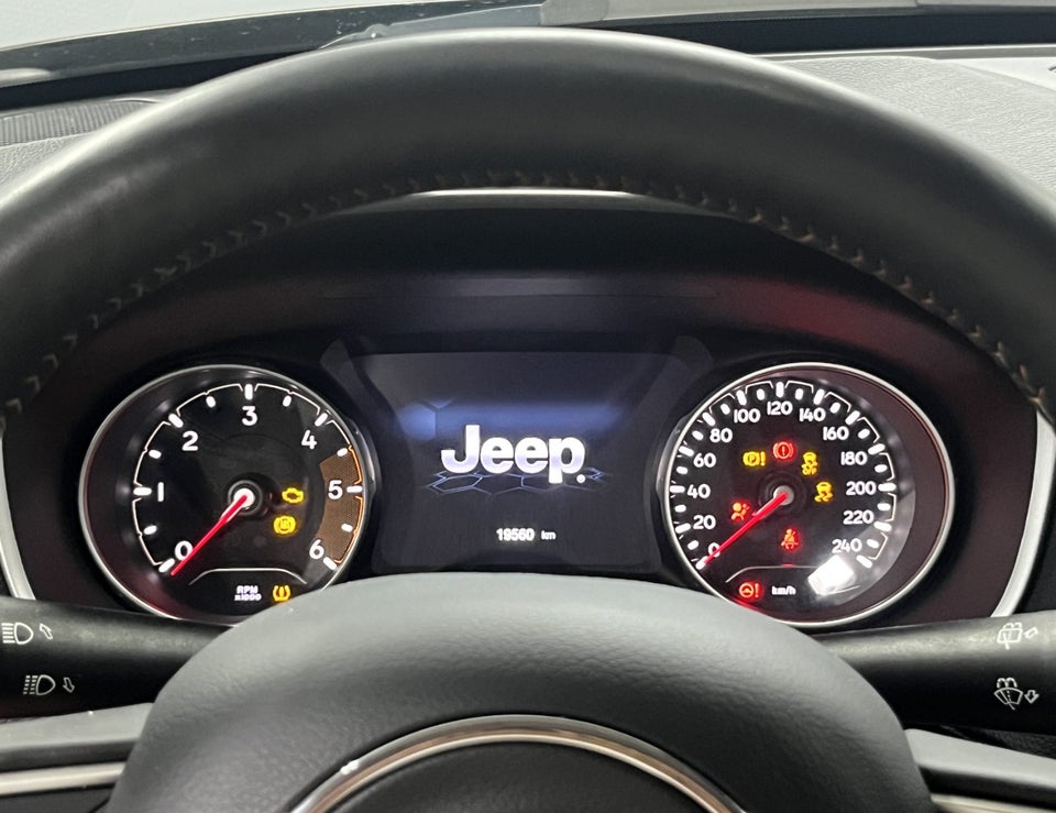 Jeep Compass 1,6 M-Jet 120 Limited 5d