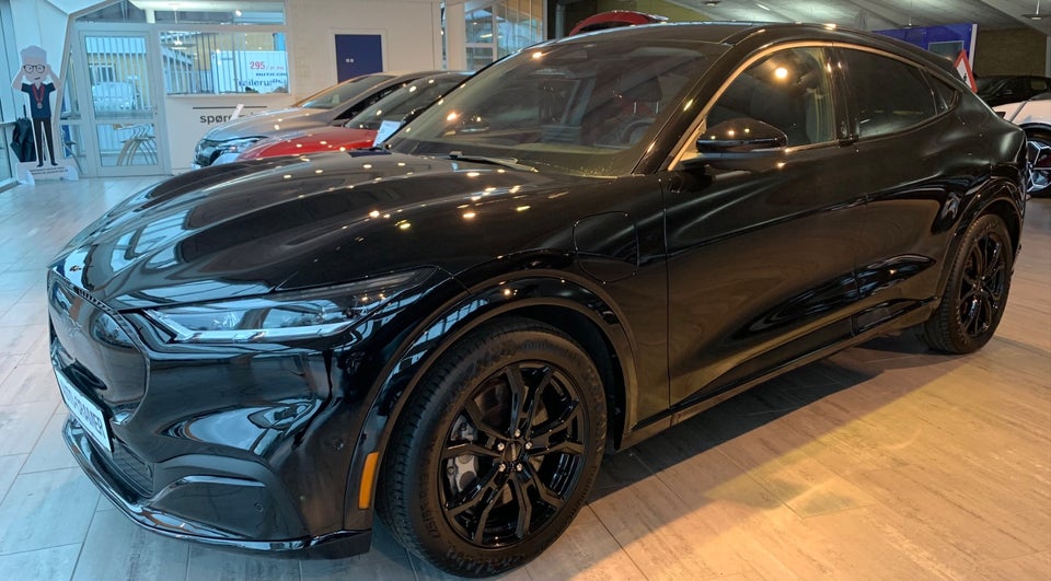 Ford Mustang Mach-E 98 Extended Range 5d