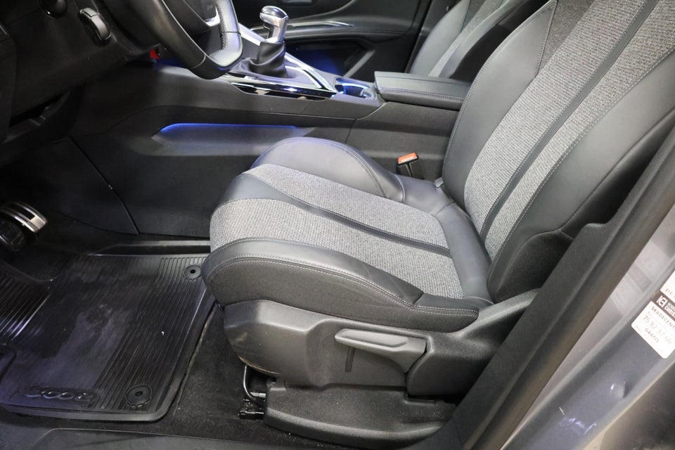 Peugeot 3008 1,6 BlueHDi 120 Allure 5d