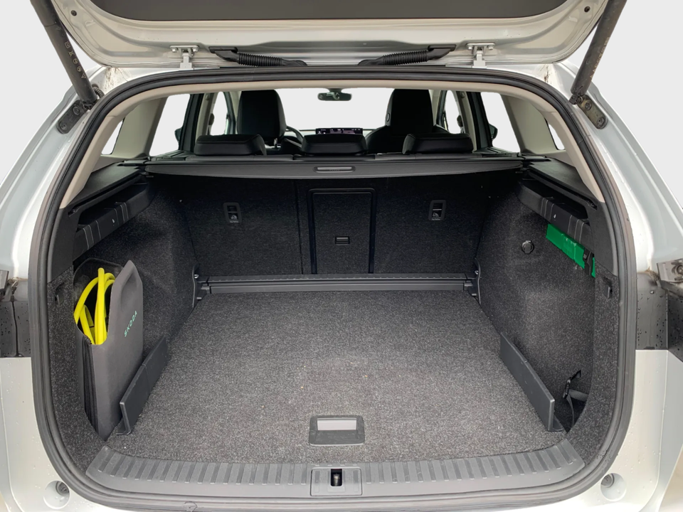 Skoda Enyaq 60 iV Loft 5d