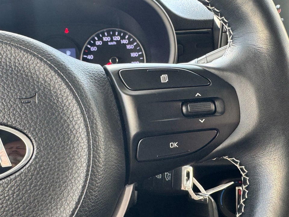 Kia Picanto 1,0 MPi Attraction 5d