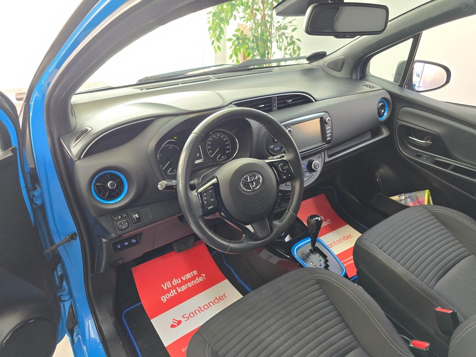 Toyota Yaris 1,5 Hybrid H3 Limited e-CVT 5d