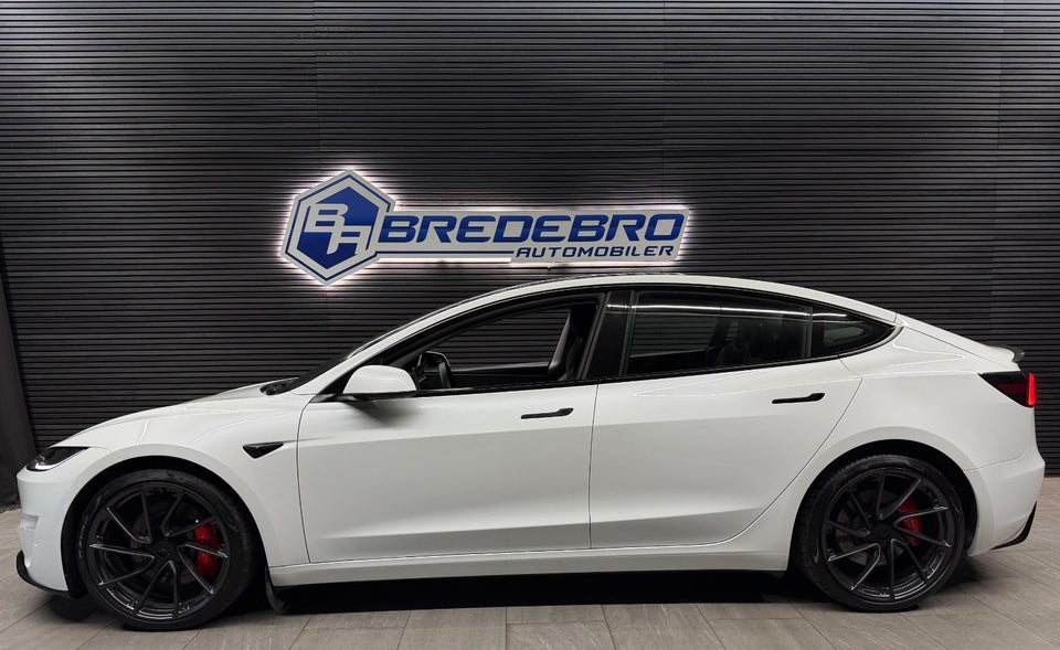 Tesla Model 3 Performance AWD 4d