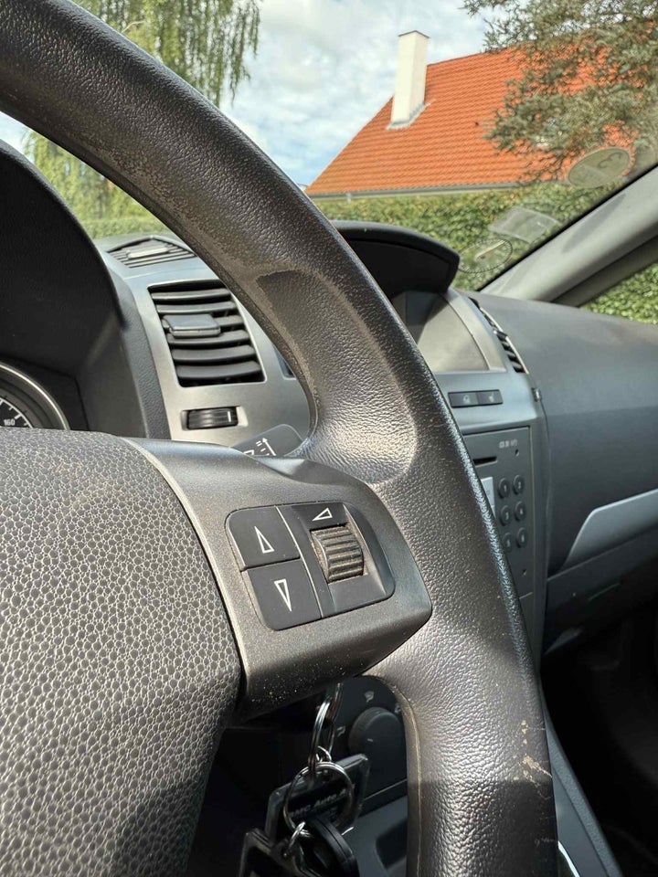Opel Zafira 1,9 CDTi 120 aut. Flexivan 5d