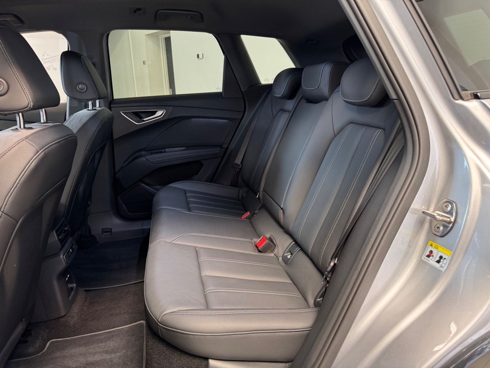 Audi Q4 e-tron 45 S-line 5d