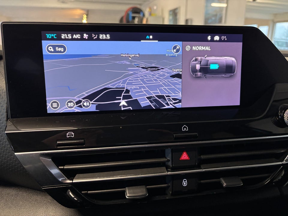 Citroën ë-C4 X 50 Shine 4d