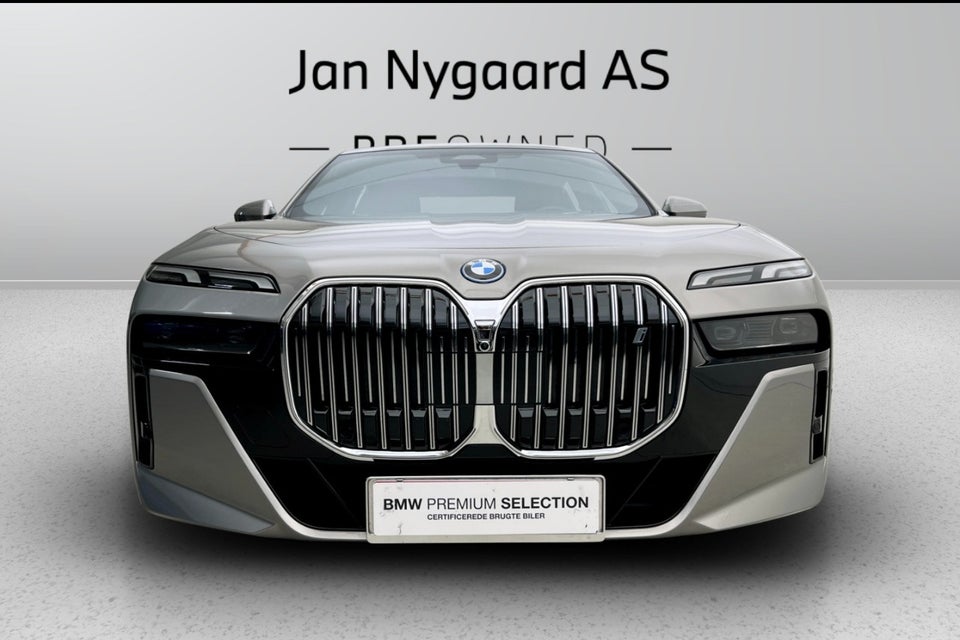 BMW i7 eDrive50 M-Sport 4d