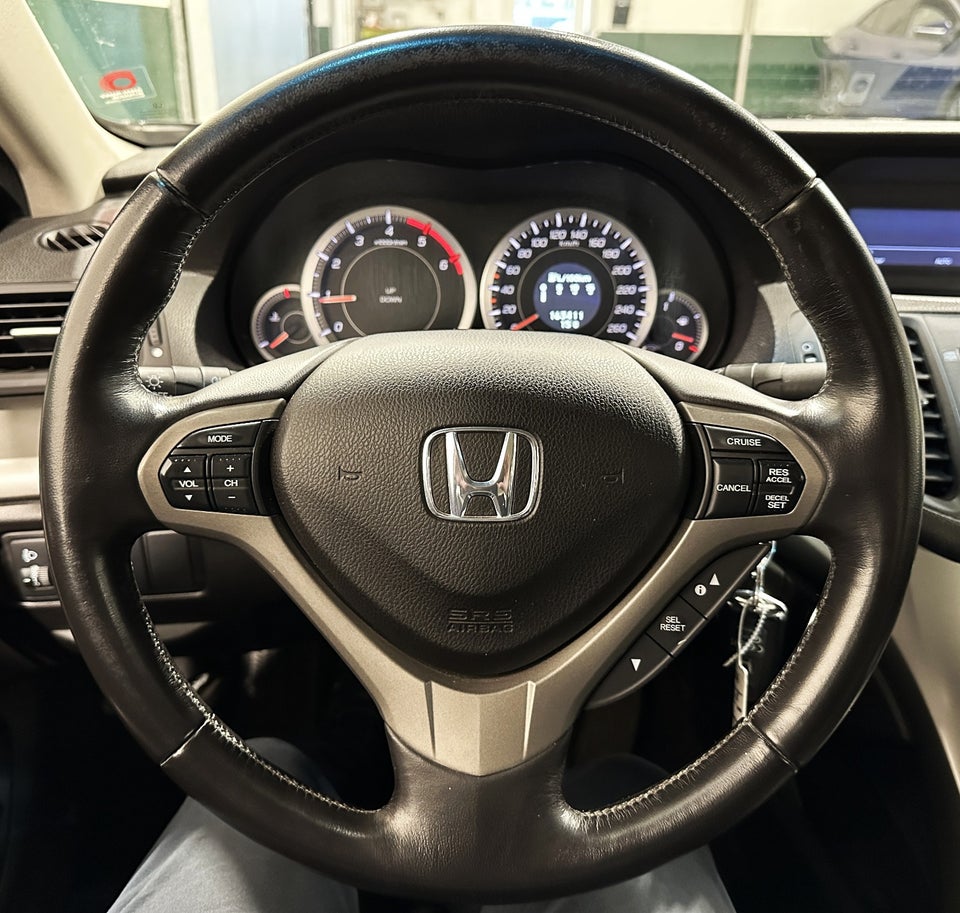 Honda Accord 2,2 i-DTEC Elegance 4d