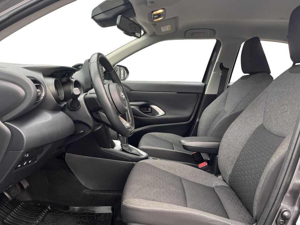 Toyota Yaris Cross 1,5 Hybrid Active e-CVT 5d