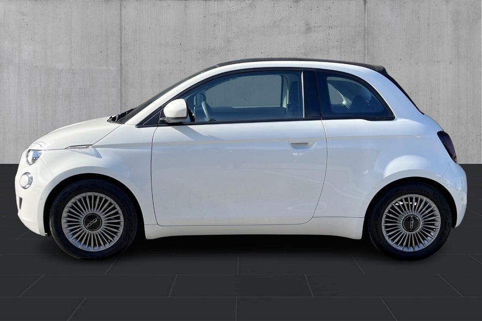 Fiat 500e 42 Icon Cabrio 2d