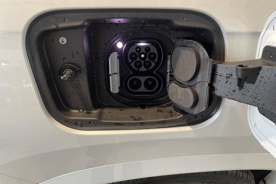 BMW iX1 eDrive20 M-Sport Pro 5d