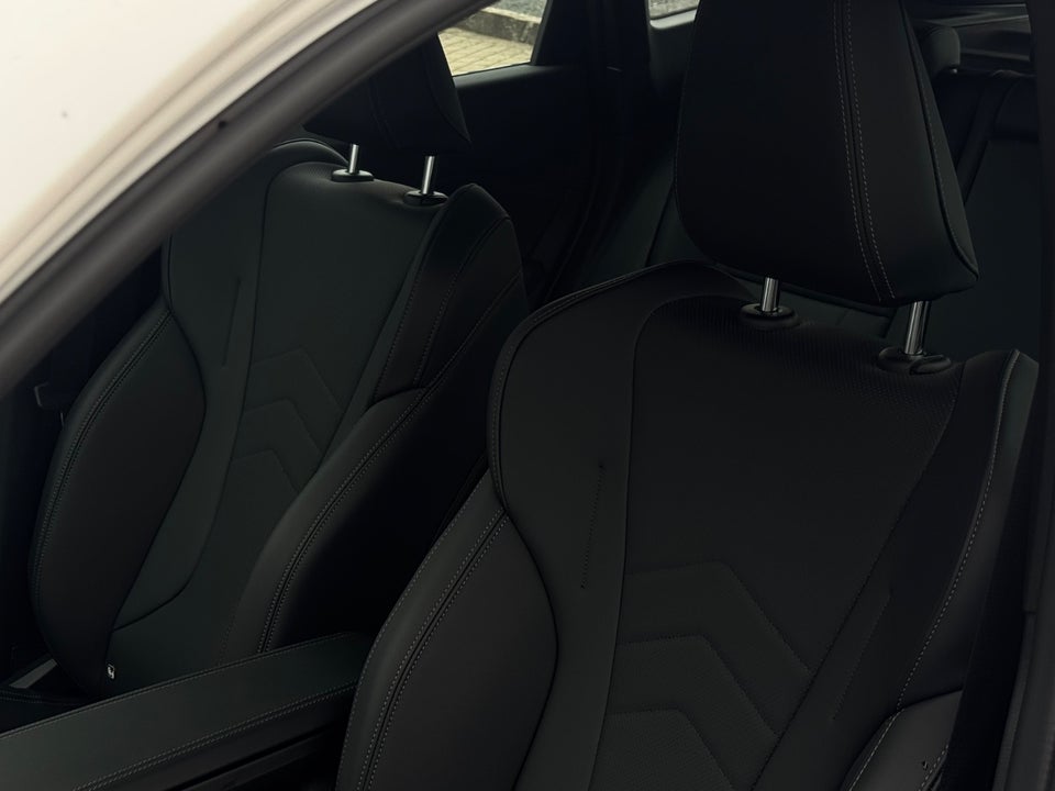 BMW iX1 xDrive30 Fully Charged M-Sport 5d