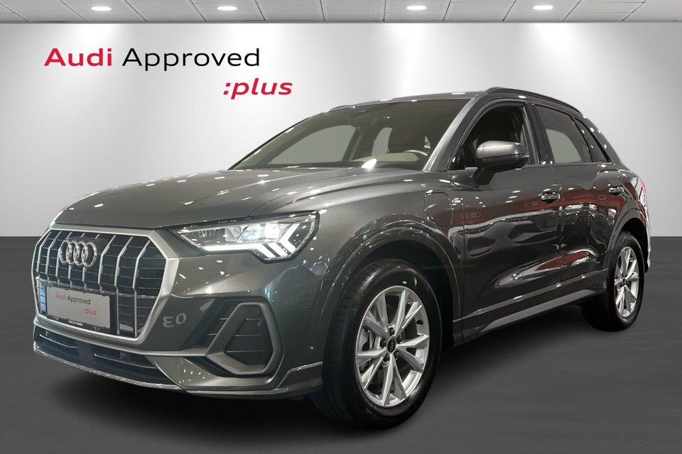 Audi Q3 45 TFSi e S-line+ S-tr. 5d