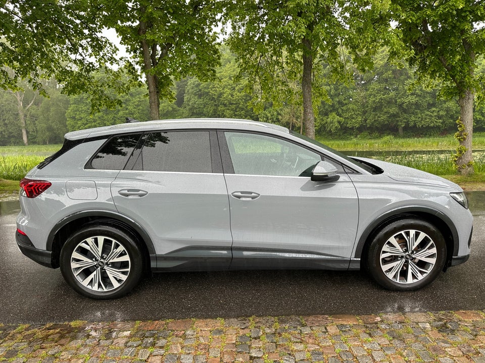 Audi Q4 e-tron 35 Advanced 5d