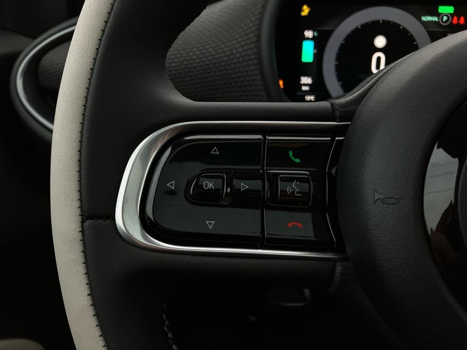 Fiat 500e 42 la Prima 3+1 4d