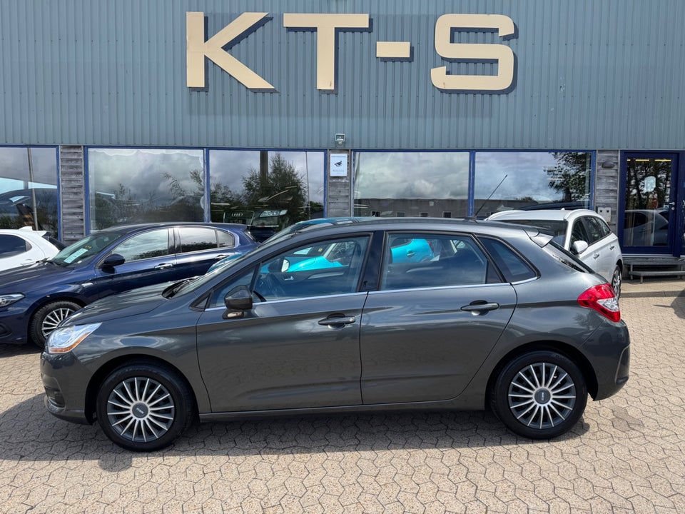 Citroën C4 1,6 e-HDi 112 Seduction 5d