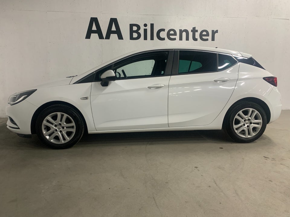 Opel Astra 1,0 T 105 Enjoy 5d