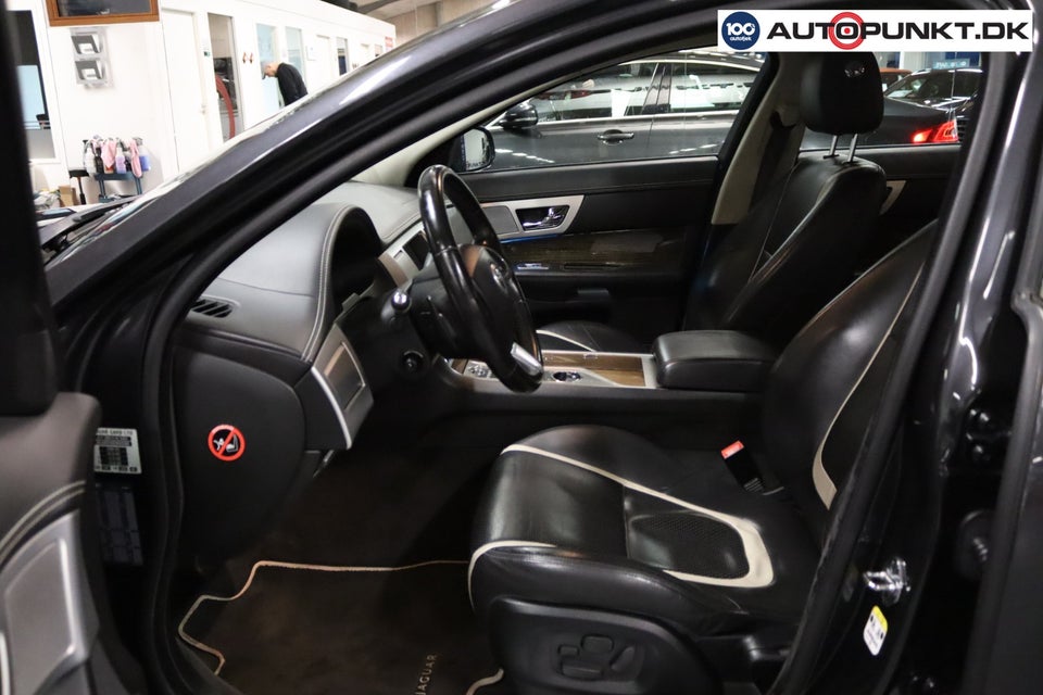 Jaguar XF 3,0 D V6 Luxury aut. 4d