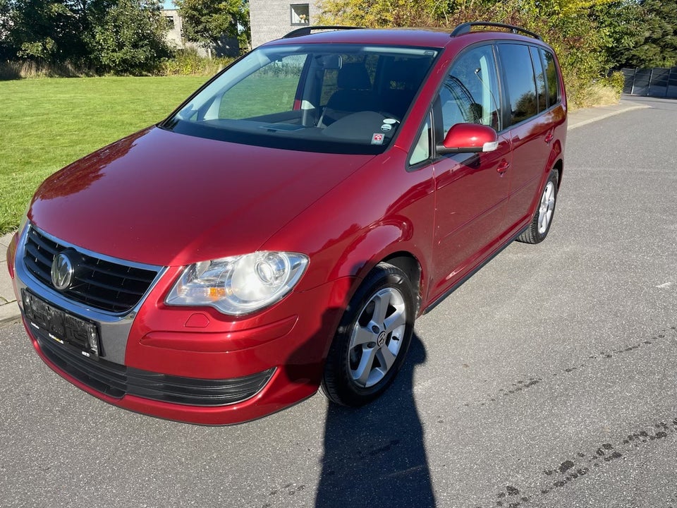 VW Touran 1,9 TDi 105 Conceptline 7prs 5d