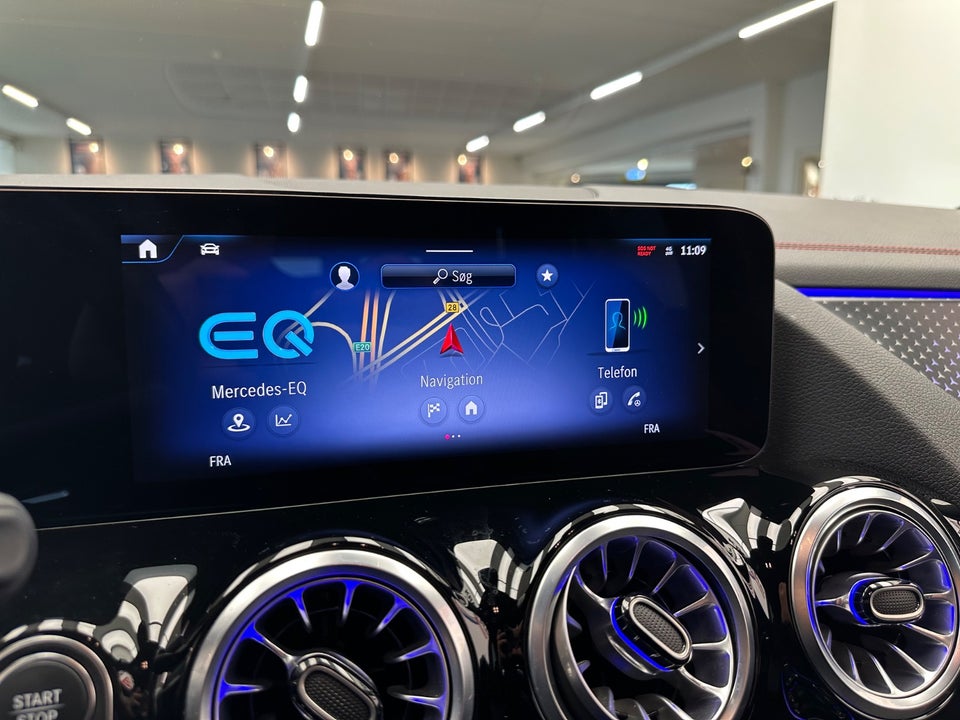 Mercedes EQA350 AMG Line 4Matic 5d