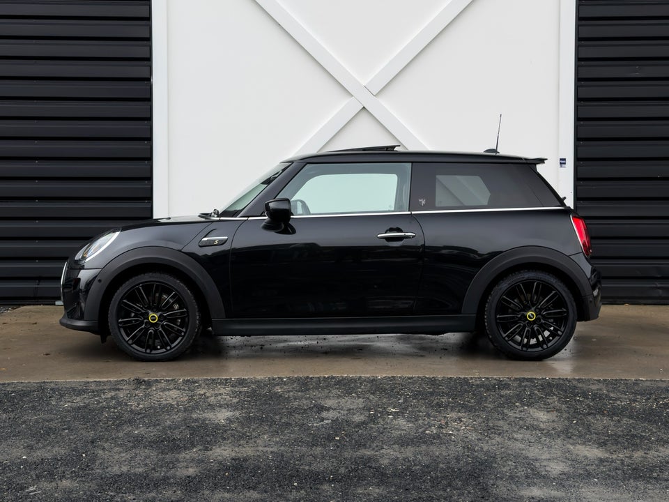 MINI Cooper SE Younique Trim 3d
