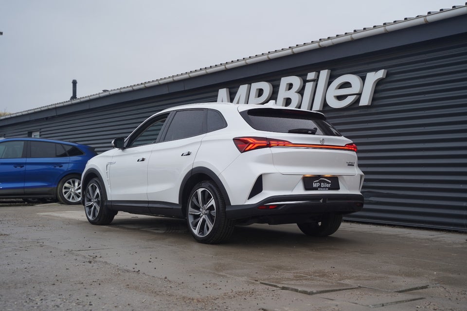 MG Marvel R Luxury 5d