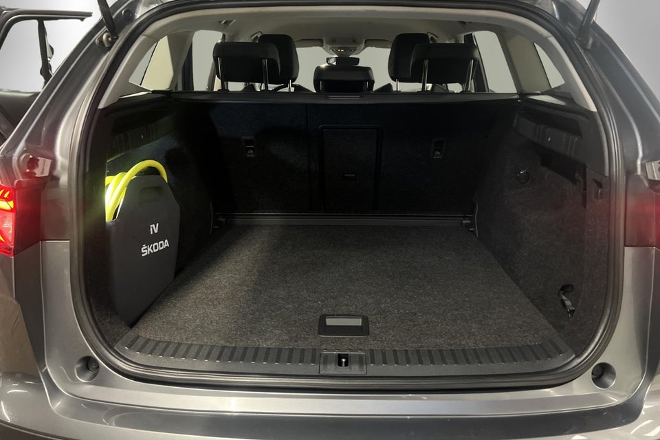 Skoda Enyaq 80 iV Loft 5d