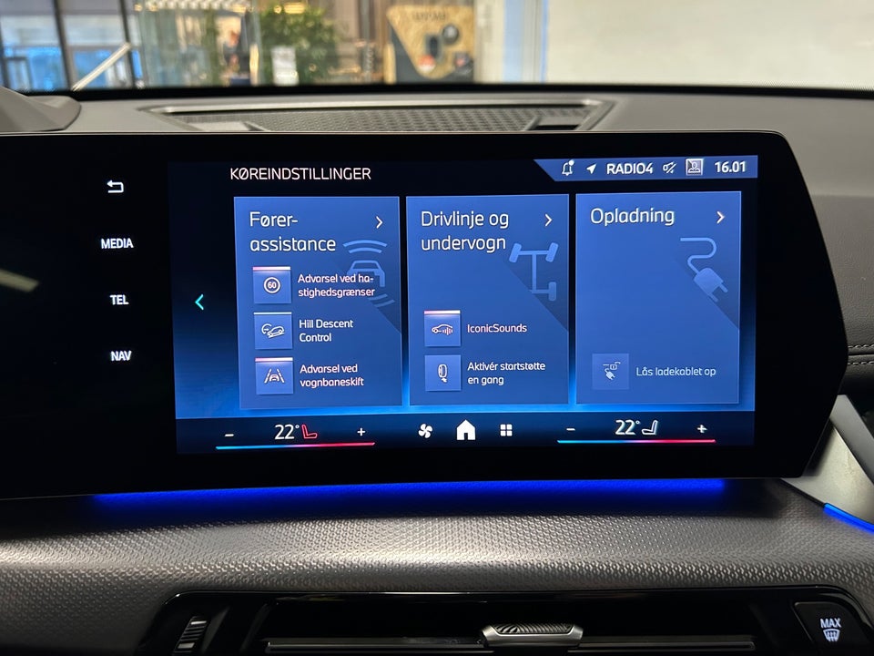 BMW iX1 xDrive30 Fully Charged M-Sport 5d