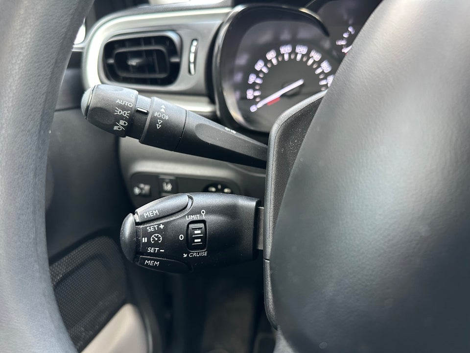 Citroën C3 1,2 PureTech 82 Iconic 5d