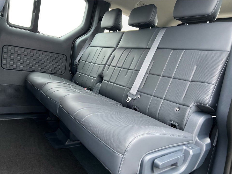 Kia PV5 71 Long Range Upgrade 5d