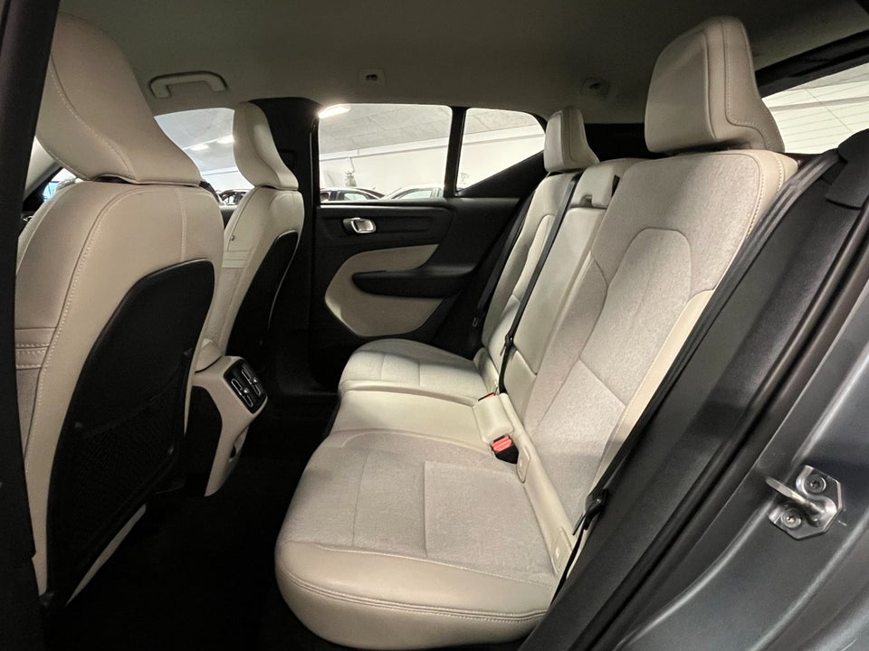 Volvo XC40 2,0 D3 150 Momentum aut. 5d