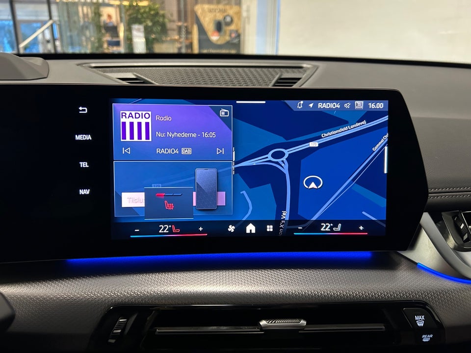 BMW iX1 xDrive30 Fully Charged M-Sport 5d