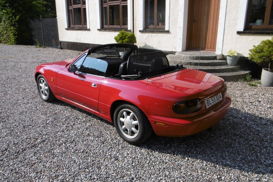 Mazda MX-5 1,6  2d