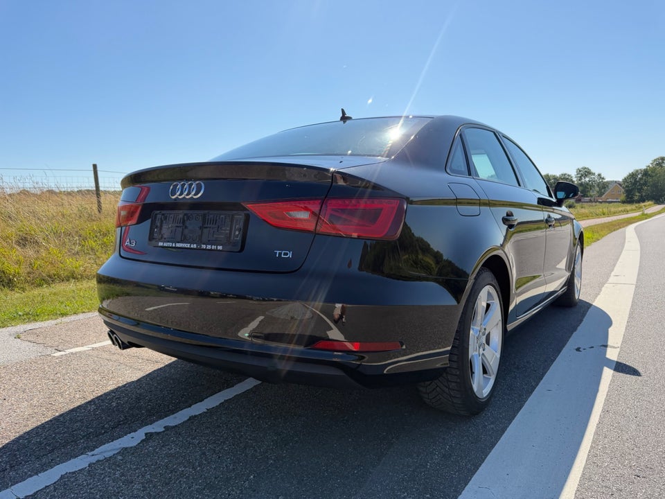 Audi A3 2,0 TDi 150 Sport S-tr. 4d