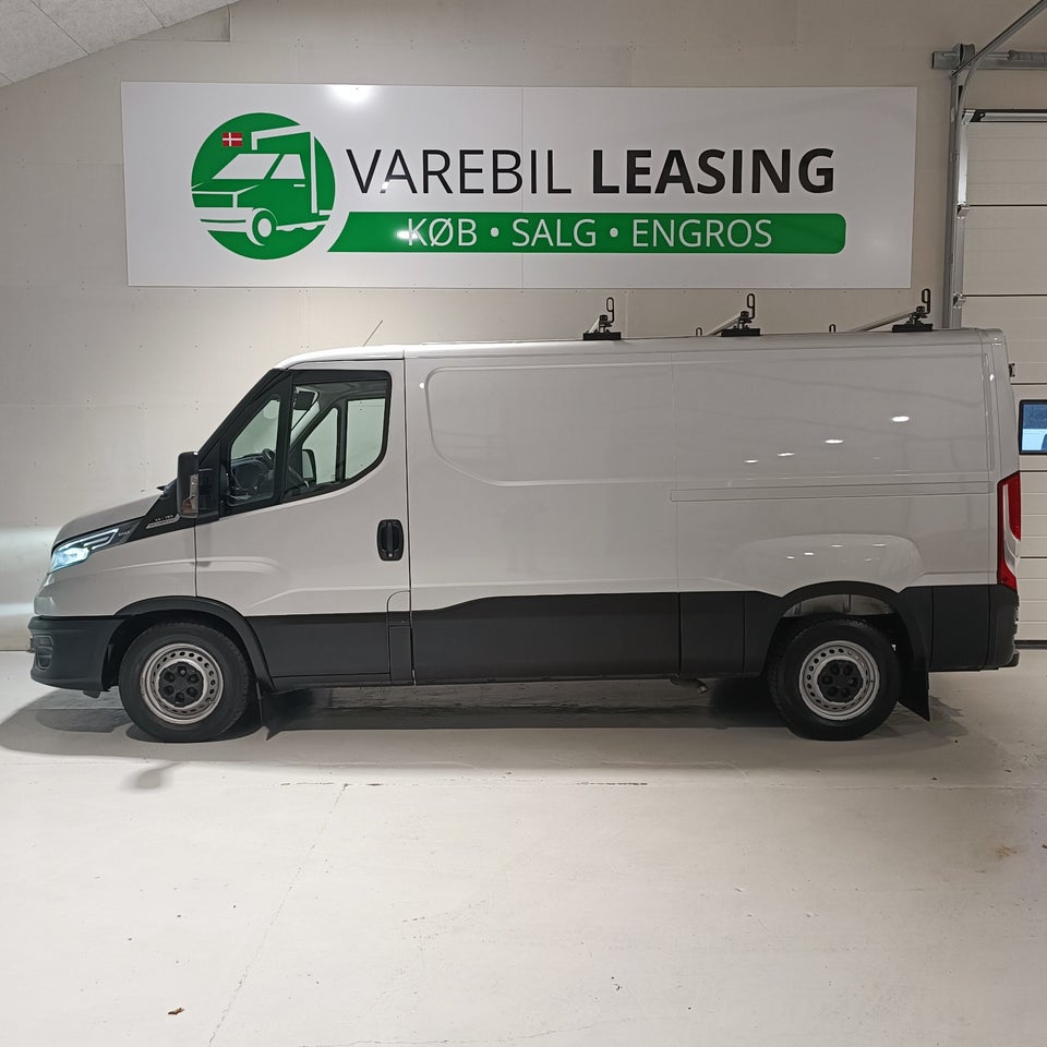 Iveco Daily 2,3 35S16 9m³ Van AG8